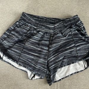 Lululemon Hotty hot shorts
